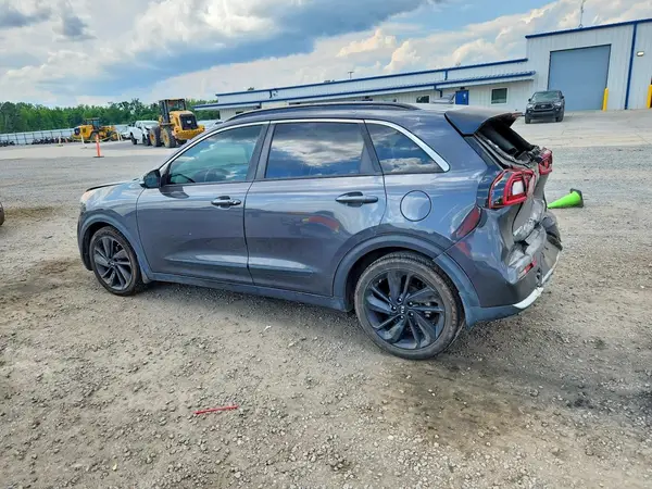 KNDCC3LC1J5150313 2018 KIA NIRO - Image 2