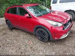 KNDCC3LC1K5262689 2019 KIA NIRO