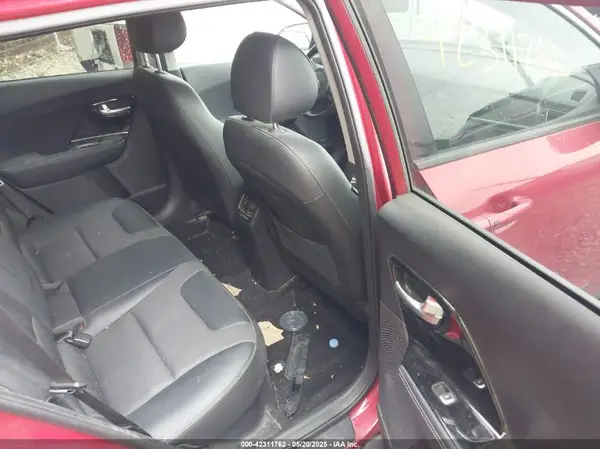 KNDCC3LC1K5262689 2019 KIA NIRO - Image 8