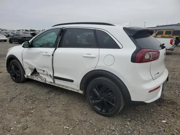 KNDCC3LC1K5263731 2019 KIA NIRO - Image 2