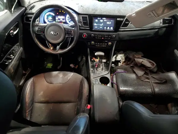 KNDCC3LC1K5281842 2019 KIA NIRO - Image 8