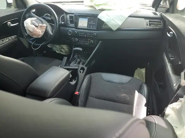 KNDCC3LC1K5297569 2019 KIA NIRO - Image 8