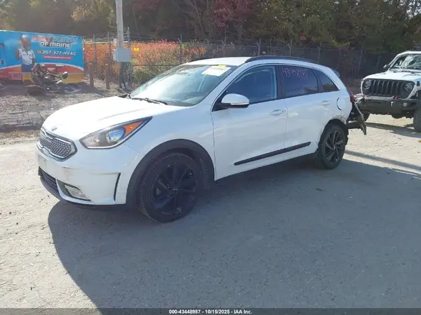KNDCC3LC1K5297586 2019 KIA NIRO - Image 2