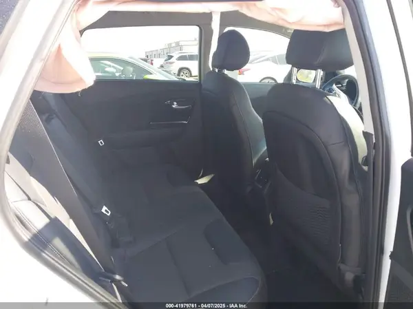 KNDCC3LC1K5341120 2019 KIA NIRO - Image 8