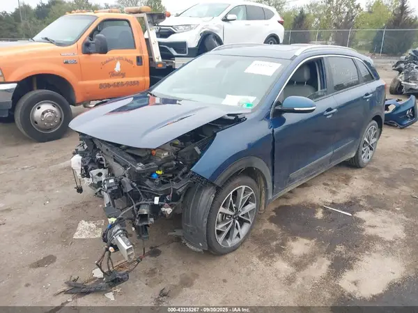 KNDCC3LC1L5428677 2020 KIA NIRO - Image 2