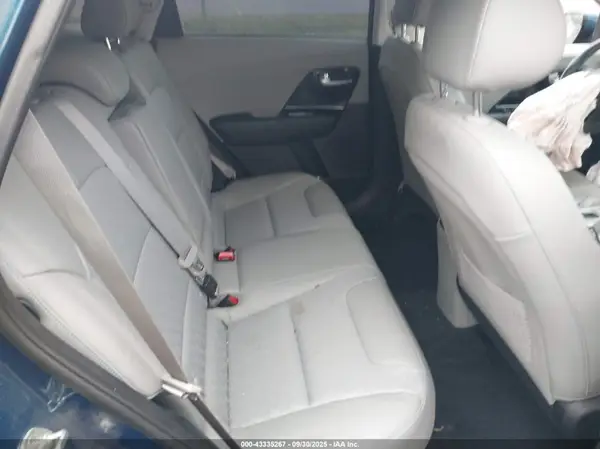 KNDCC3LC1L5428677 2020 KIA NIRO - Image 8