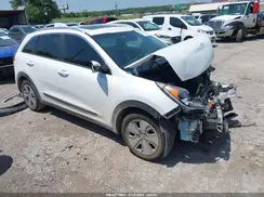 KNDCC3LC2H5047170 2017 KIA NIRO
