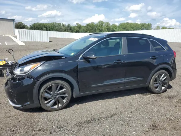 KNDCC3LC2H5053681 2017 KIA NIRO - Image 1