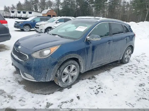 KNDCC3LC2H5053969 2017 KIA NIRO - Image 2