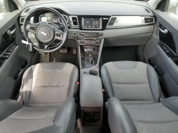 KNDCC3LC2H5054264 2017 KIA NIRO - Image 8
