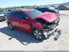 KNDCC3LC2H5054605 2017 KIA NIRO