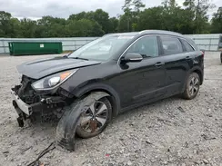 KNDCC3LC2H5063482 2017 KIA NIRO