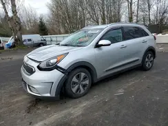 KNDCC3LC2H5069198 2017 KIA NIRO