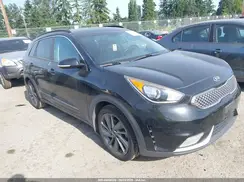 KNDCC3LC2H5071548 2017 KIA NIRO