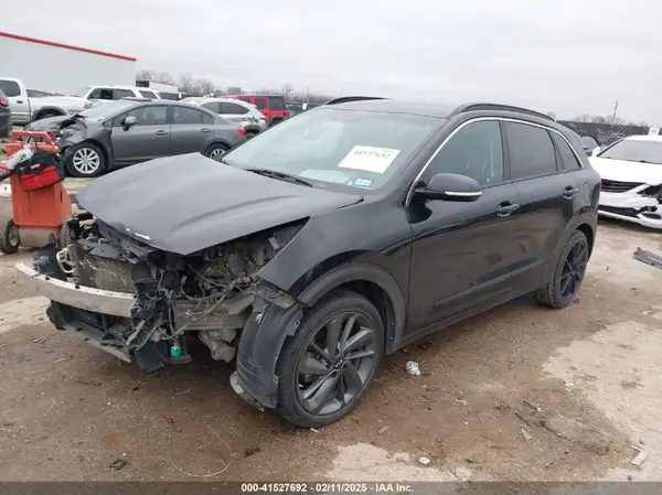 KNDCC3LC2H5078662 2017 KIA NIRO - Image 2