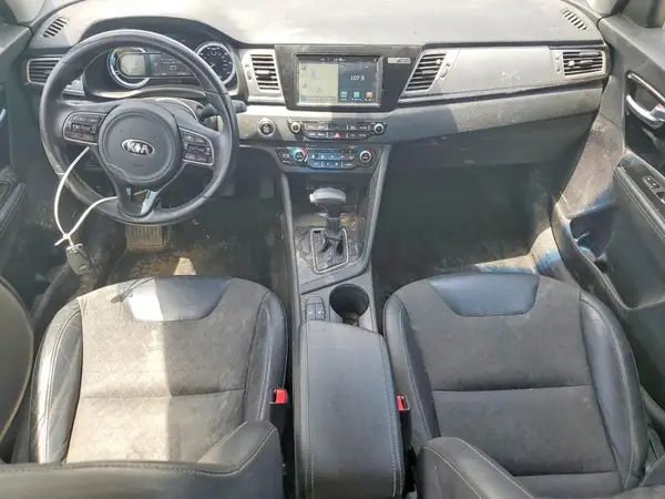 KNDCC3LC2H5092237 2017 KIA NIRO - Image 8