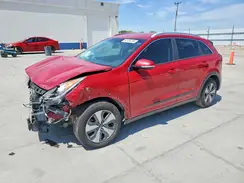 KNDCC3LC2H5098569 2017 KIA NIRO