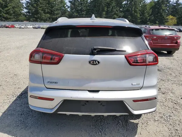 2017 KIA NIRO auction photo 6