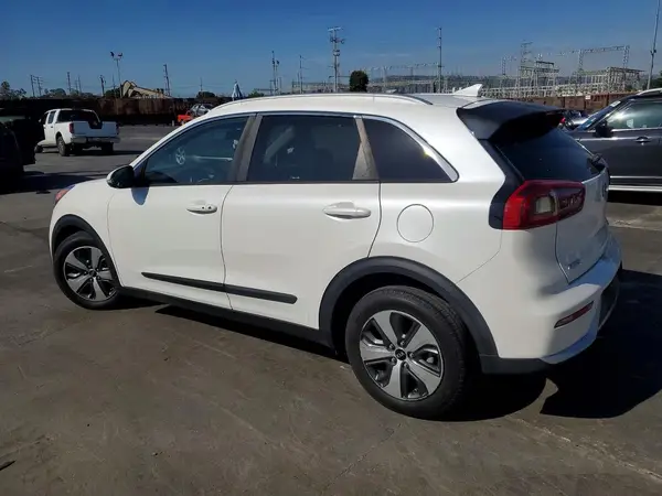 KNDCC3LC2H5103222 2017 KIA NIRO - Image 2