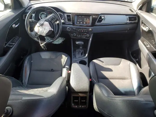 KNDCC3LC2H5103222 2017 KIA NIRO - Image 8
