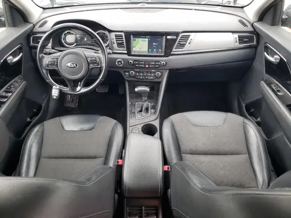KNDCC3LC2J5133813 2018 KIA NIRO - Image 8