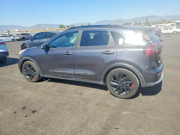 KNDCC3LC2J5134444 2018 KIA NIRO - Image 2