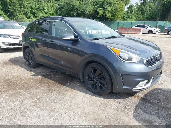KNDCC3LC2J5138431 2018 KIA NIRO - Image 1