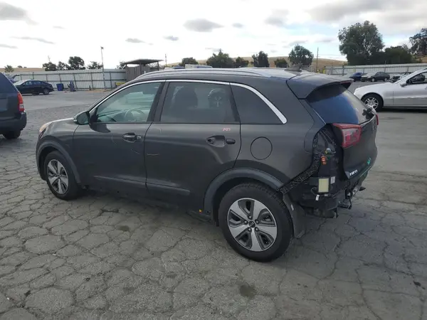 KNDCC3LC2J5143368 2018 KIA NIRO - Image 2