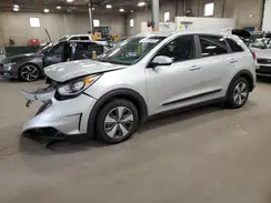 KNDCC3LC2J5146741 2018 KIA NIRO