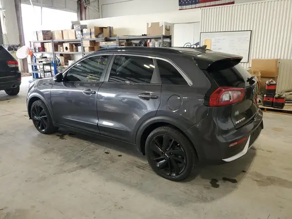 KNDCC3LC2J5152278 2018 KIA NIRO - Image 2
