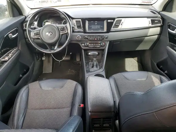 KNDCC3LC2J5175589 2018 KIA NIRO - Image 8