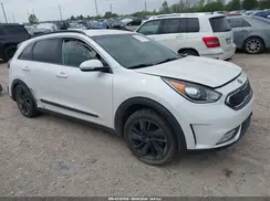 KNDCC3LC2K5264113 2019 KIA NIRO