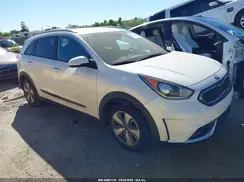KNDCC3LC2K5282370 2019 KIA NIRO