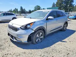 KNDCC3LC2K5302780 2019 KIA NIRO