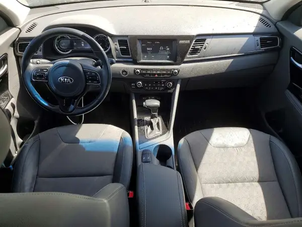 KNDCC3LC2K5302780 2019 KIA NIRO - Image 8