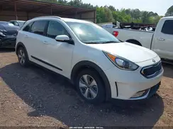 KNDCC3LC2K5340705 2019 KIA NIRO