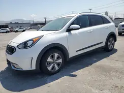 KNDCC3LC2K5351784 2019 KIA NIRO