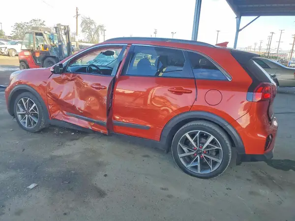 KNDCC3LC2L5415582 2020 KIA NIRO - Image 2