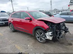KNDCC3LC2L5424069 2020 KIA NIRO