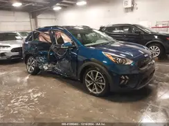 KNDCC3LC2N5495176 2022 KIA NIRO
