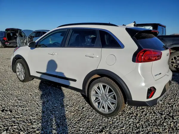 KNDCC3LC2N5510470 2022 KIA NIRO - Image 2