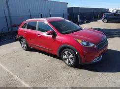 KNDCC3LC3H5048246 2017 KIA NIRO