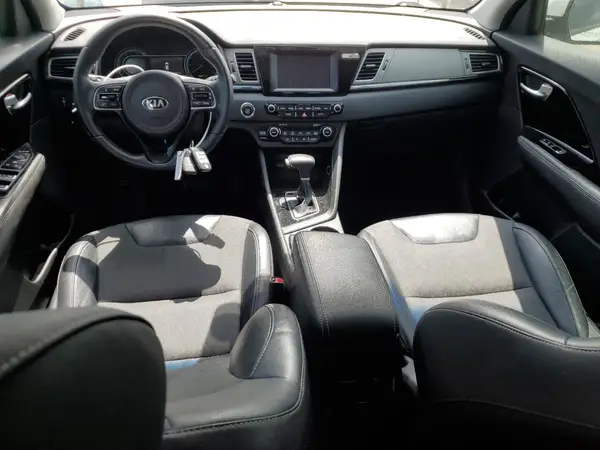 KNDCC3LC3H5048781 2017 KIA NIRO - Image 8