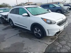 KNDCC3LC3H5051664 2017 KIA NIRO