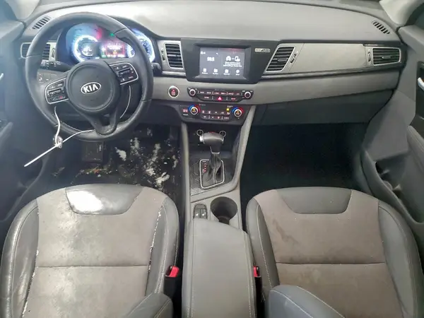 KNDCC3LC3H5065161 2017 KIA NIRO - Image 8