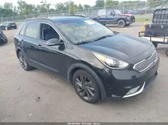 KNDCC3LC3H5067105 2017 KIA NIRO