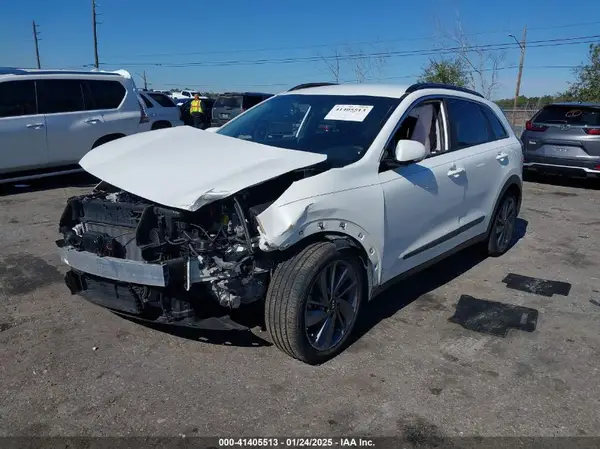 KNDCC3LC3H5070649 2017 KIA NIRO - Image 2