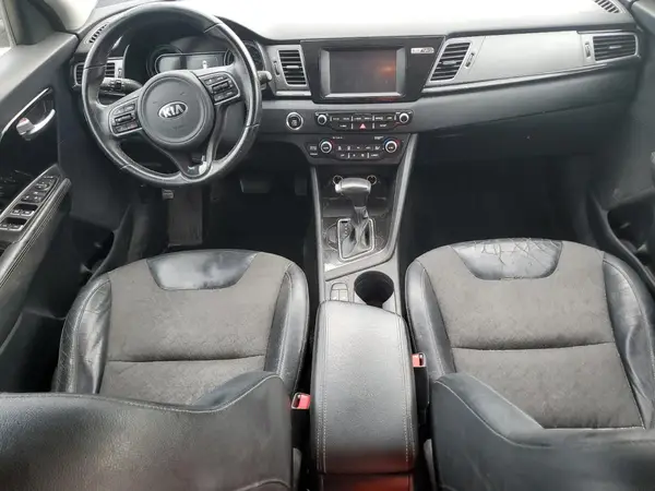 KNDCC3LC3H5071459 2017 KIA NIRO - Image 8