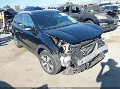 KNDCC3LC3H5071610 2017 KIA NIRO