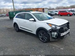 KNDCC3LC3H5078248 2017 KIA NIRO